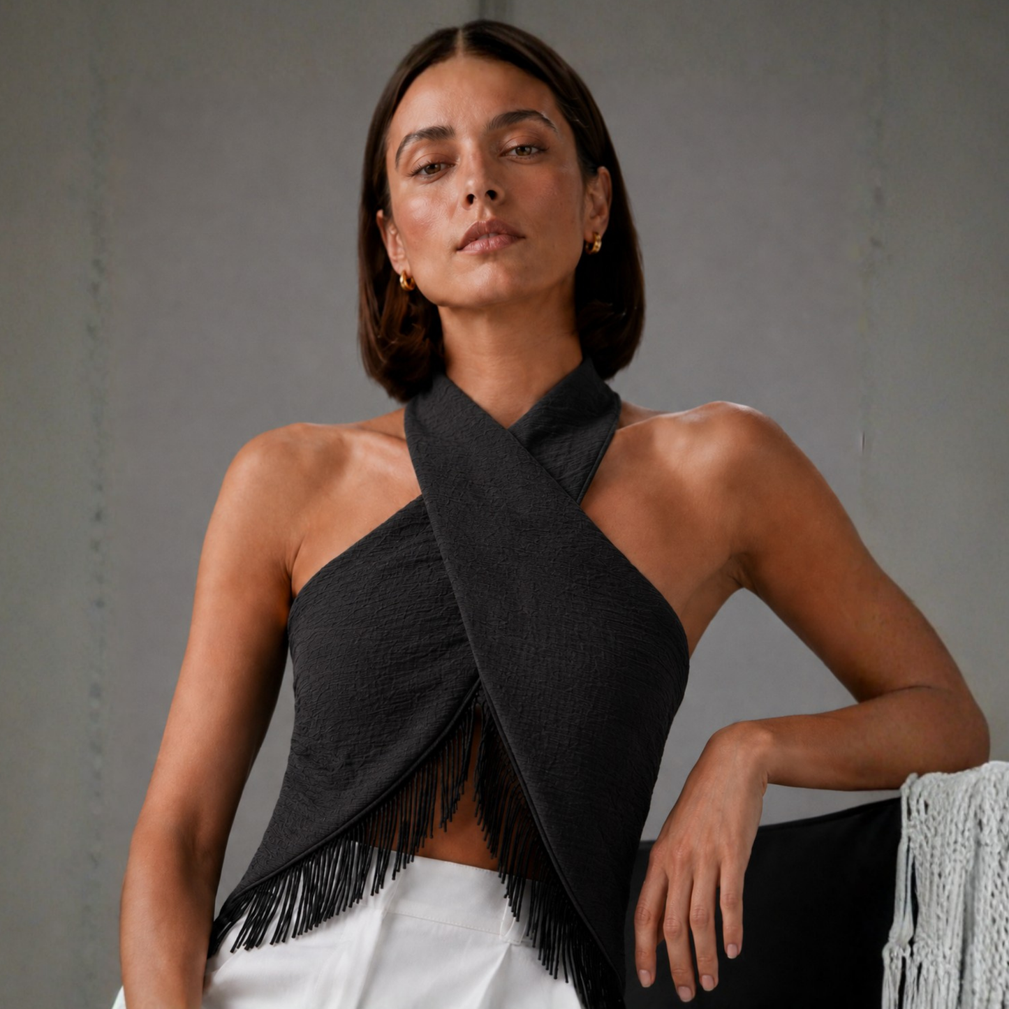 Kaia Püsküllü Boyundan Bağlamalı Crop Bluz